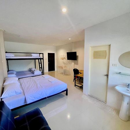 Lamoon 90S Hotel Hat Yai Bagian luar foto